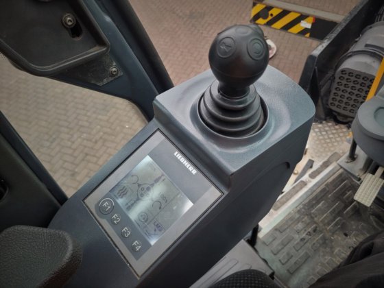 2016 利勃海尔 LTM1070-4.2