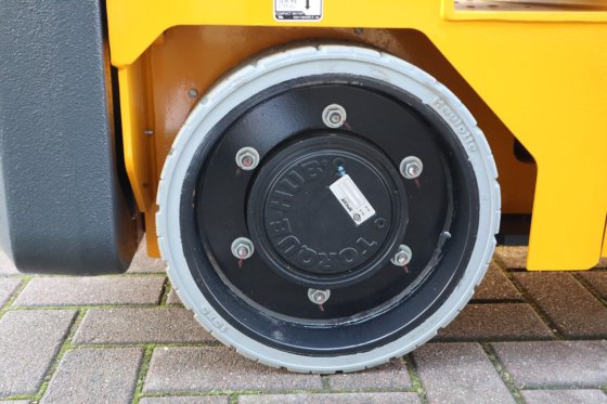 2023 ハウロッテ・コンパクト8N