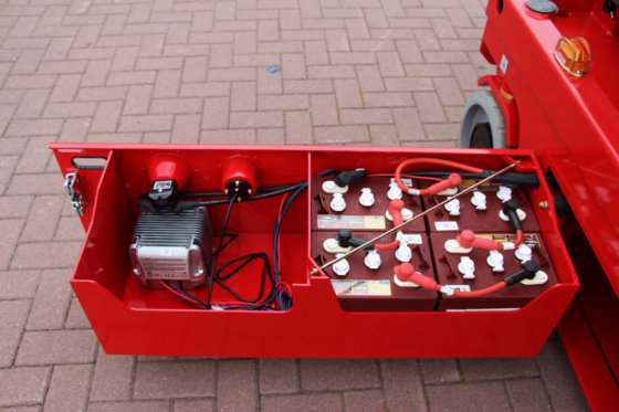 2019 マグニ ES1212E