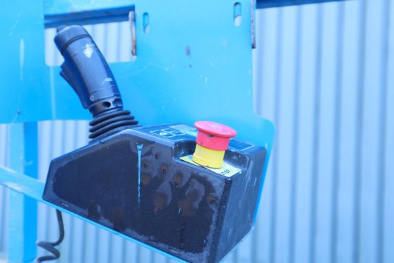 2013 ジーニー GS1932