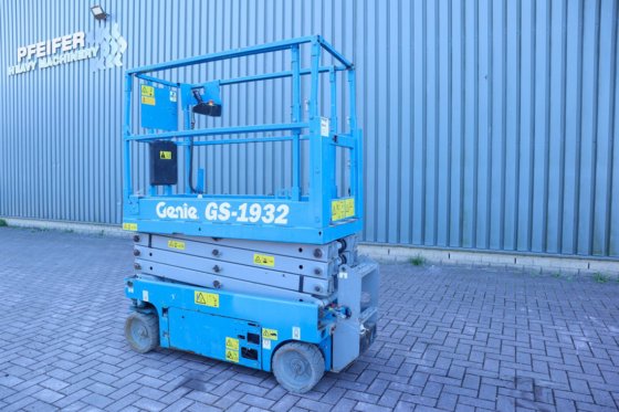 2013 ジーニー GS1932