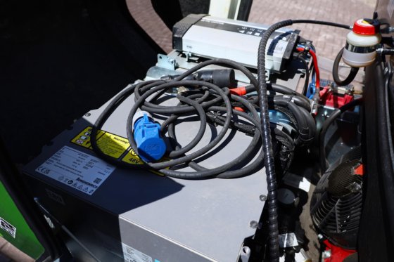 2024 ジャイアントG2700E