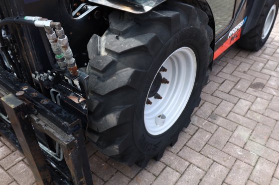 2020 マニトウ MC30-4