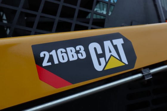 2019 キャタピラー 216b3