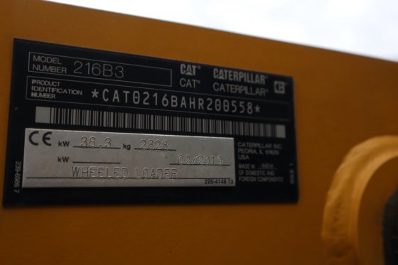 2019 キャタピラー 216b3