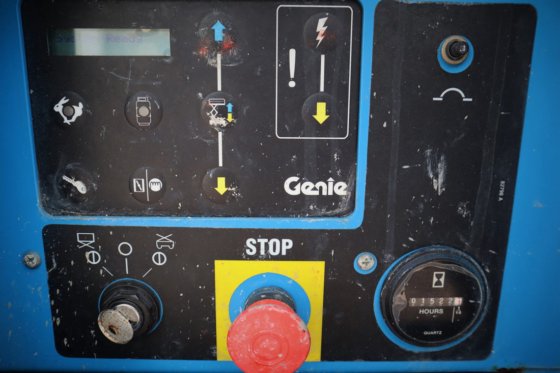 2009 ジーニー GS4390