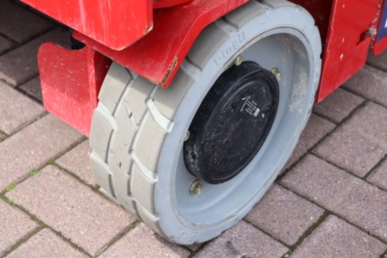 2019 マグニ ES1212E