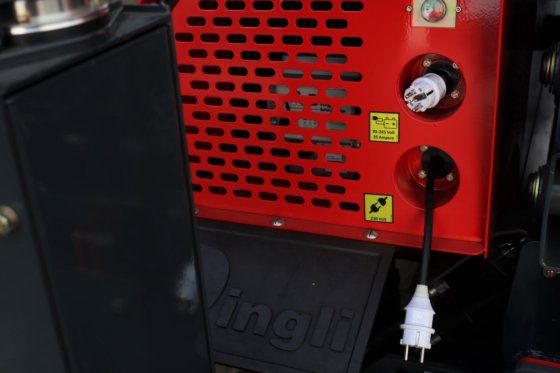 2021 マグニ ES1418RT