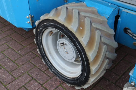 2014 ジーニー GS4069DC