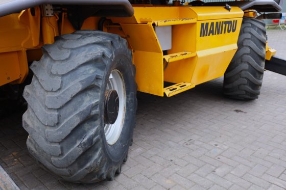 2011 MANITOU MRT2150 Privilege