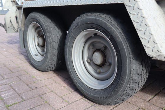 2017 IFOR WILLIAM 2HB