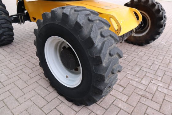 2012款曼尼通160ATJ