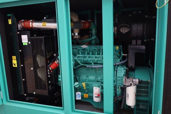 2025 キュミンズ C220D5EQ