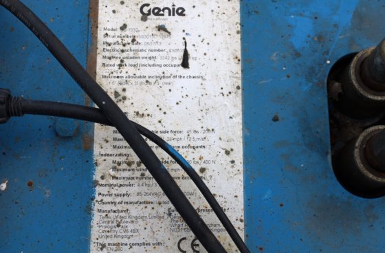 2013 ジーニー GS1932