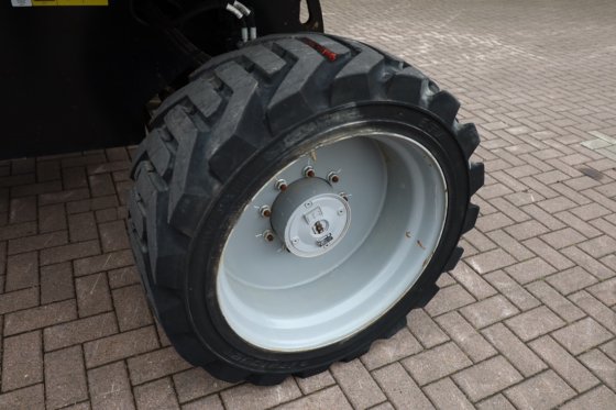 2021 年精灵 S65xc