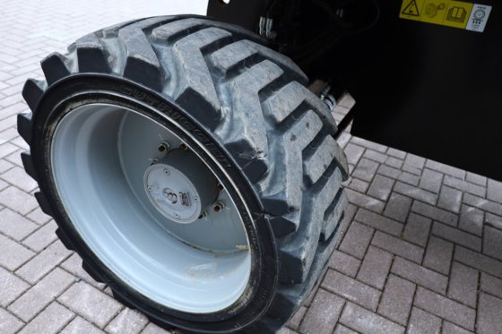 2021 年精灵 S65xc