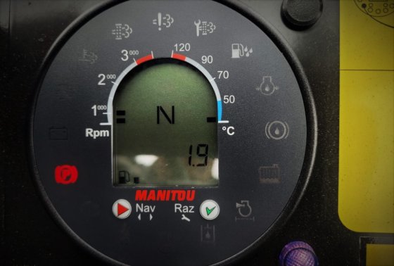 2023 马尼托 M30-4