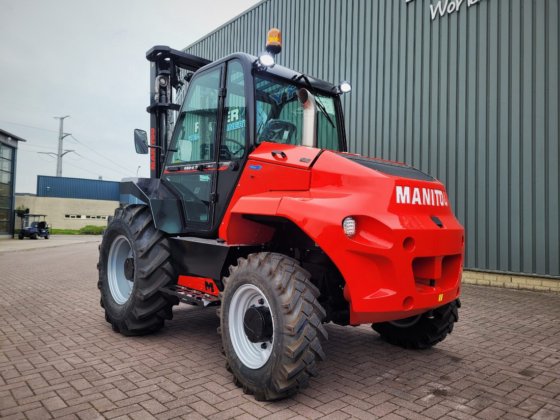 2023 马尼托 M30-4