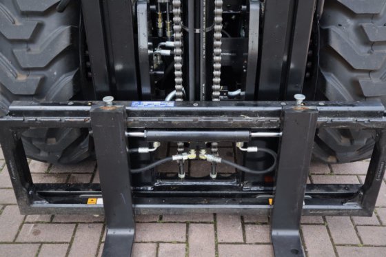 2022 马尼托 MC25-4