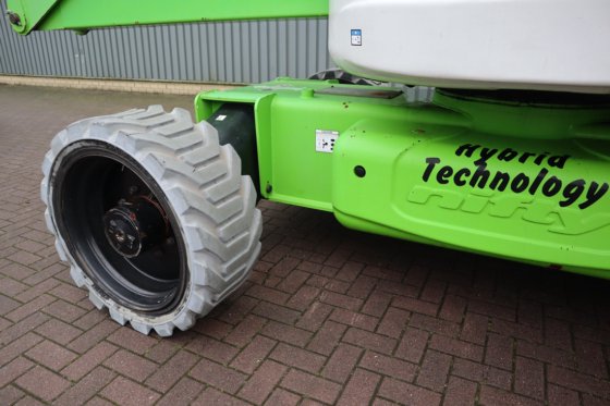 2015 ニフティリフト HR28 ハイブリッド