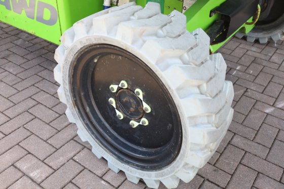 2016 ニフティリフト HR21 ハイブリッド