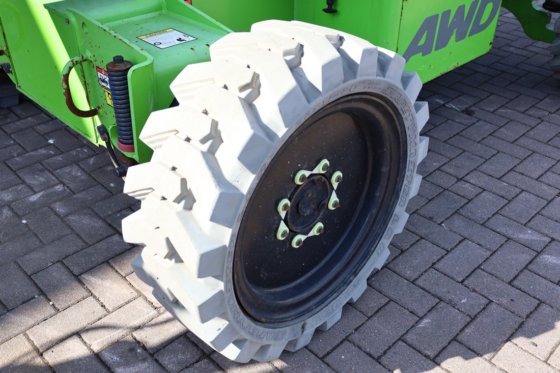 2016 ニフティリフト HR21 ハイブリッド