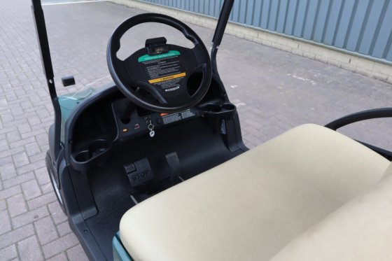 2018 クラブカー・テンポ 2+2