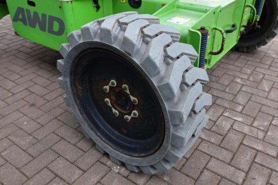 2016 ニフティリフト HR21 ハイブリッド