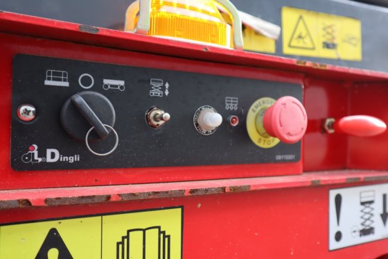 2018 マグニ ES1008E