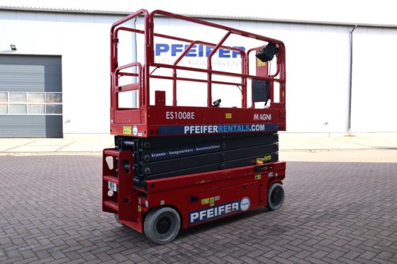 2018 マグニ ES1008E