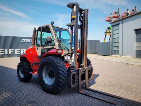2015 MANITOU M30-4