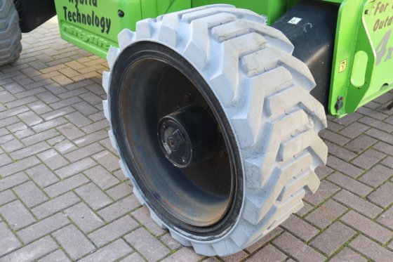 2015 ニフティリフト HR28 ハイブリッド