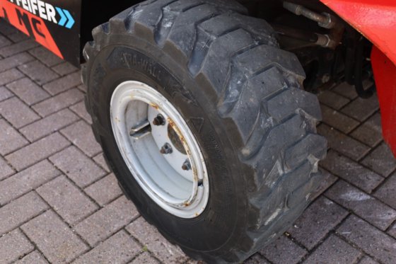 2021 マニトウ MC25-4