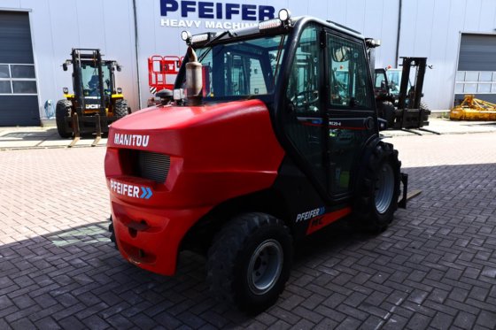 2021 マニトウ MC25-4