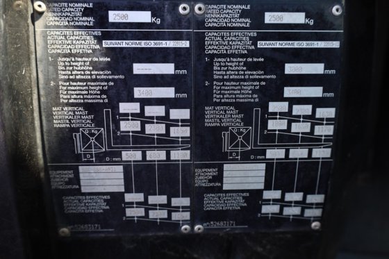 2021 マニトウ MC25-4