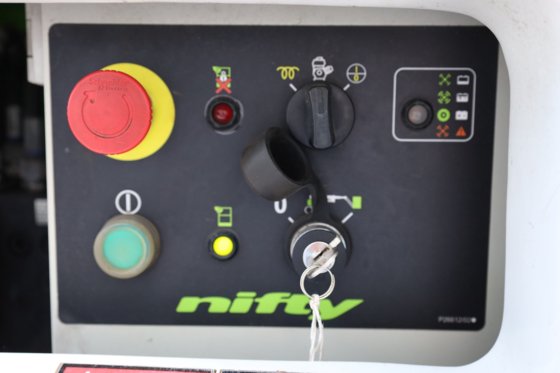 2016 ニフティリフト HR17N ハイブリッド MK3