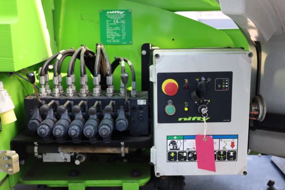 2016 ニフティリフト HR17N ハイブリッド MK3