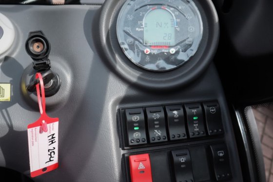 2022 マニトウ MC25-4