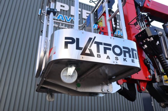 2024 プラットフォームBASスパイダー15.75 PRO