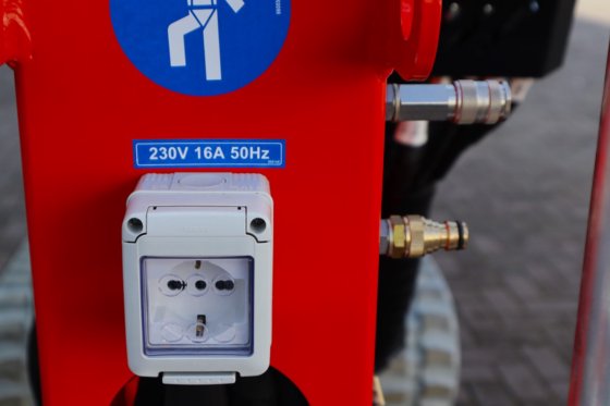 2024 プラットフォームBASスパイダー15.75 PRO