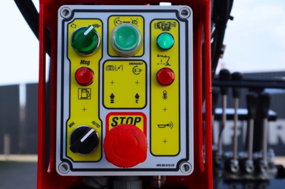 2024 プラットフォームBASスパイダー15.75 PRO