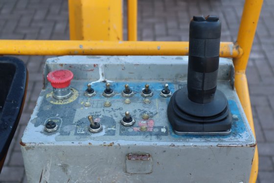 2011款曼尼通150AETJ紧凑型