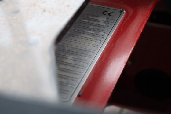 2018 マグニ ES1612E