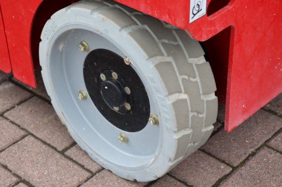 2019 マグニ ES1212E