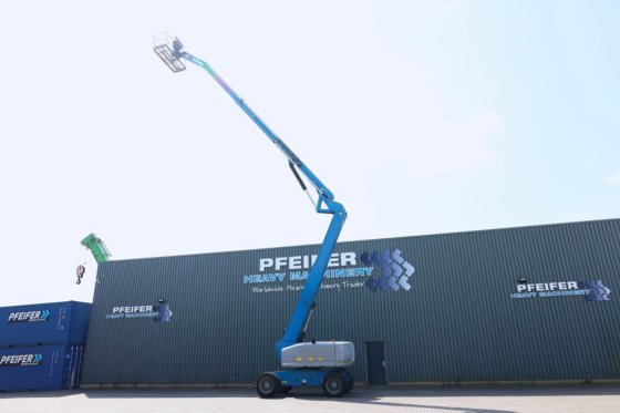 2013 ジーニー Z80/60