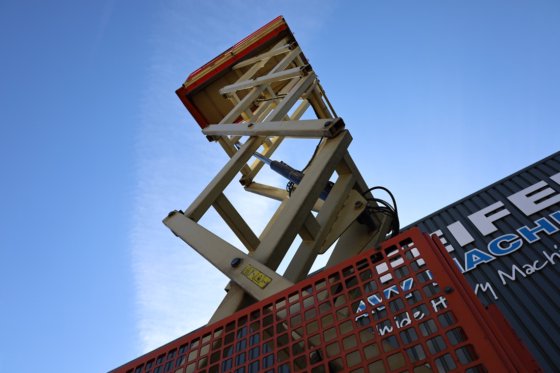 2012 JLG 3369LE