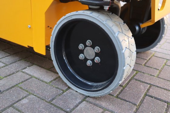 2023 ハウロッテ・コンパクト8N