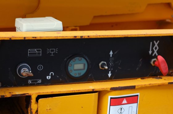 2011 HAULOTTE Compact 10