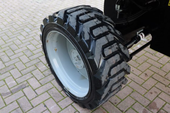 2020 年精灵 S65xc