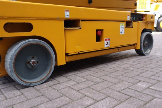 2011 ハウロット コンパクト 12